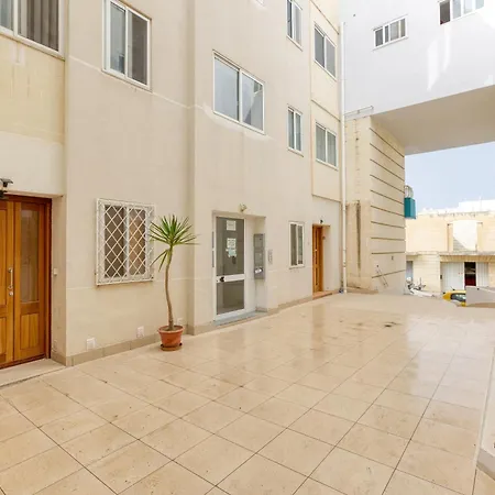 Charming 2br In The Heart Of By 360 Estates Marsaxlokk