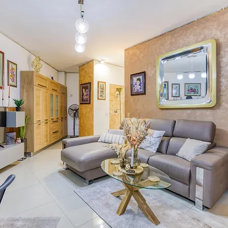 Charming 2br In The Heart Of By 360 Estates Apartman Marsaxlokk